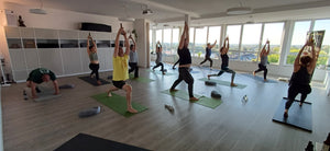 Bier-Yoga-Deluxe: Entspannung, Genuss und ein Hauch von Luxus – Ein Event, das verbindet